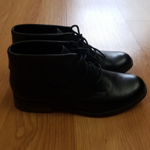 Steven Madden Ankle Boots - Picture 2 of 3